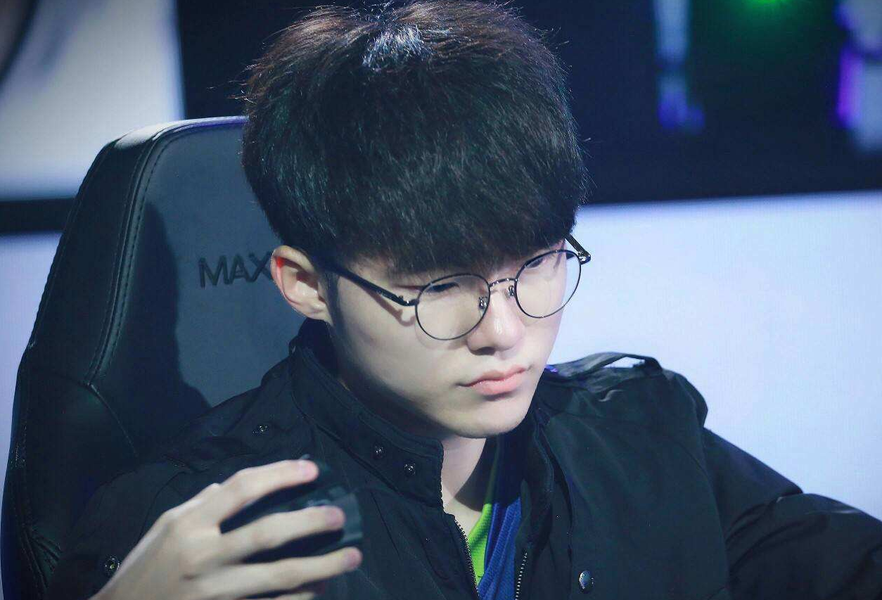 Bestia 赢得了 DraculaN 第四季的冠军头衔