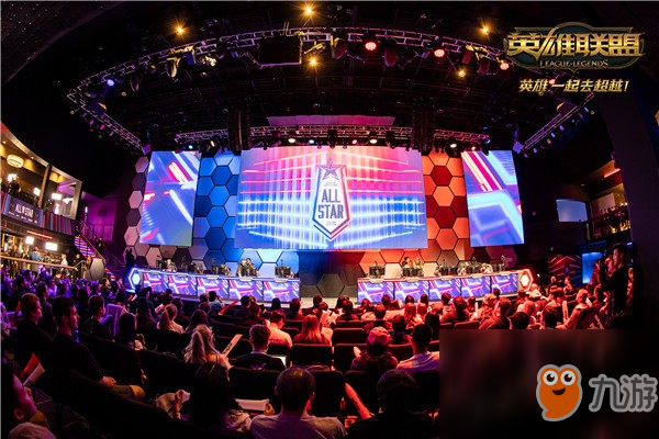 LCS 2026 以经典赛制回归，设有三个赛季和 Bo3 系列赛